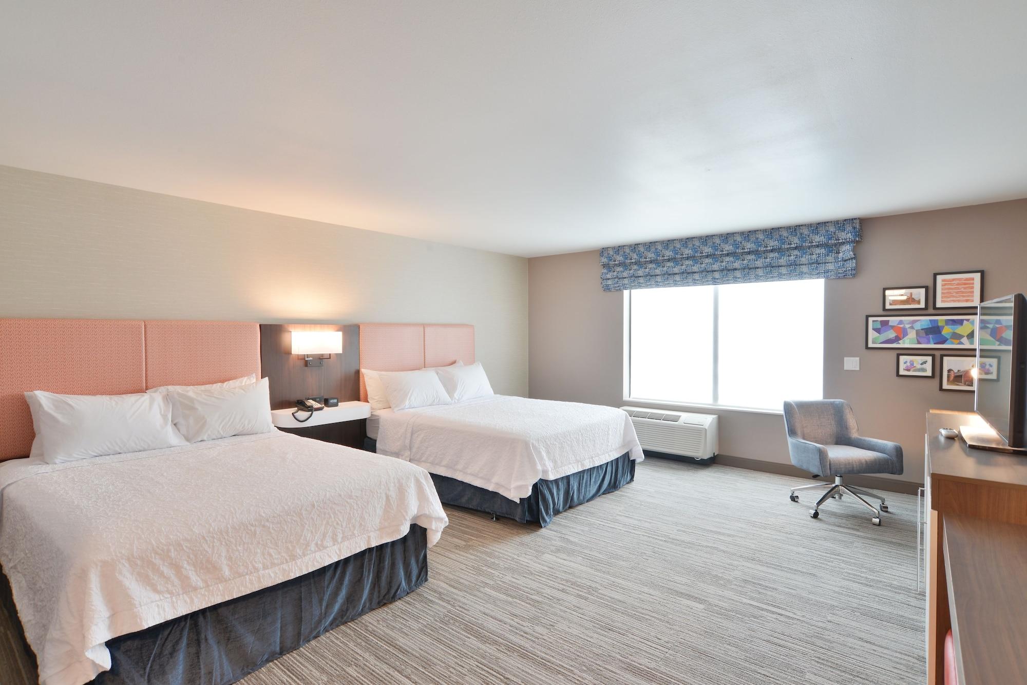 Hampton Inn & Suites Menomonie-Uw Stout Esterno foto
