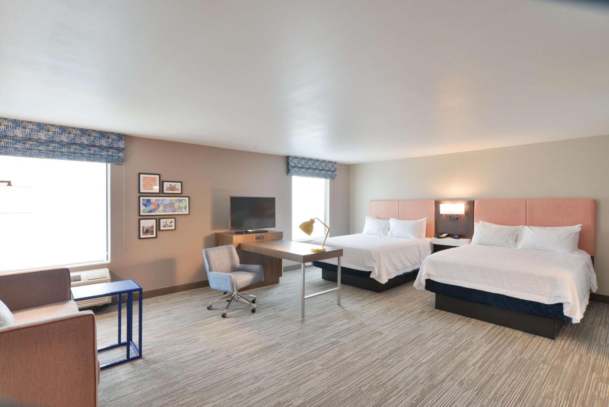 Hampton Inn & Suites Menomonie-Uw Stout Esterno foto