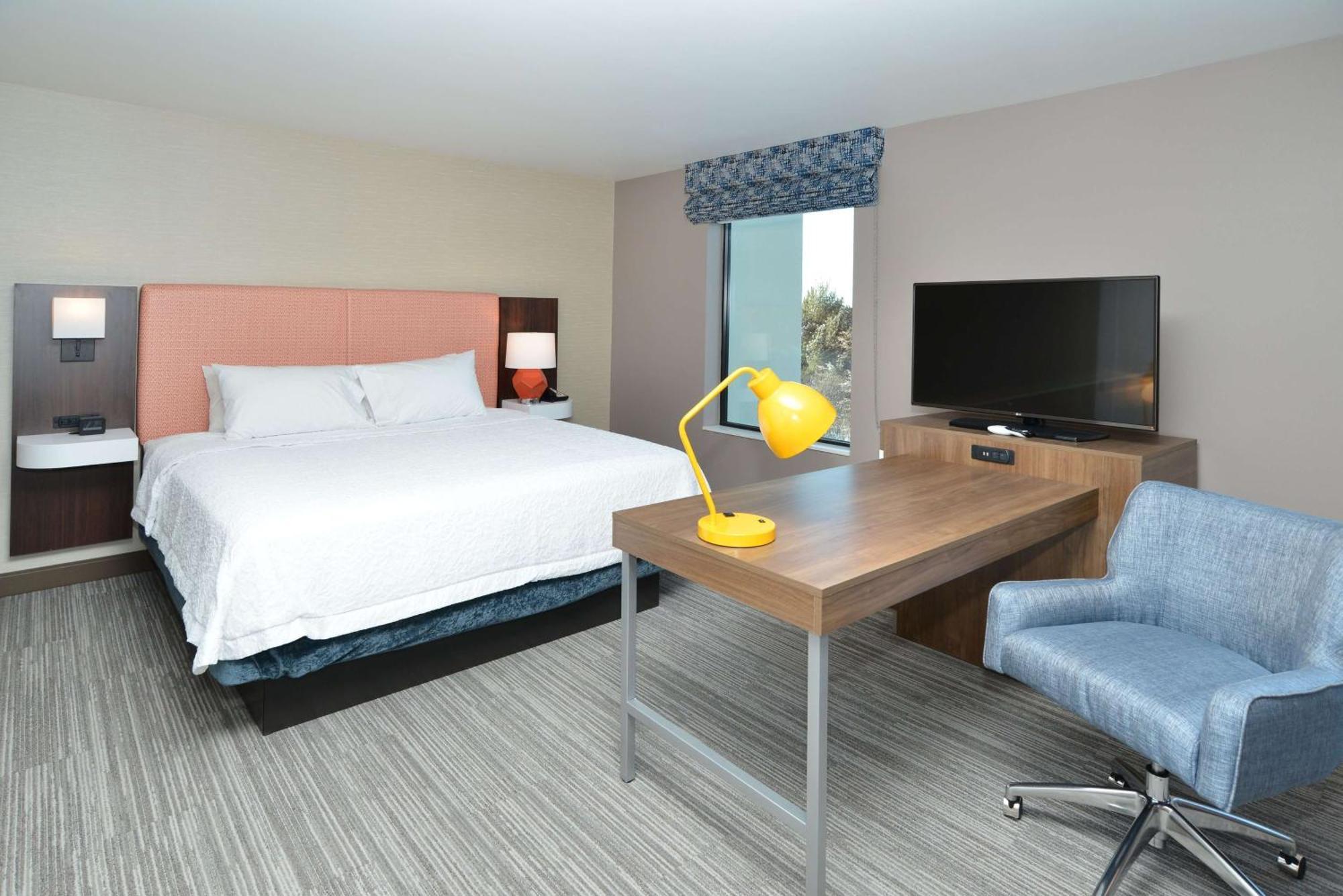 Hampton Inn & Suites Menomonie-Uw Stout Esterno foto